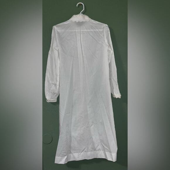 Vintage • Shirt dress • Leslie Fay petite • crocheted lace • modest • beach - Picture 8 of 10